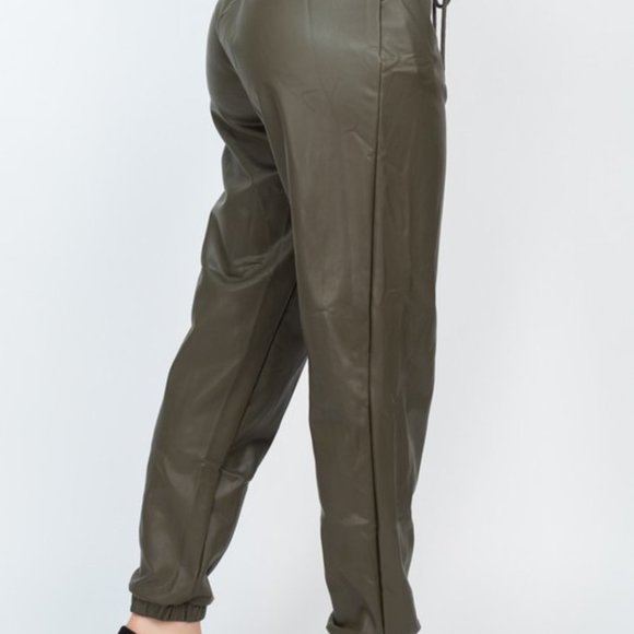 Stop Chasing Joggers-Olive - Picture 5 of 6